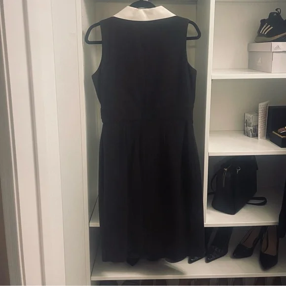 Black and white wrap dress with cute belt tie - Picture 3 of 6